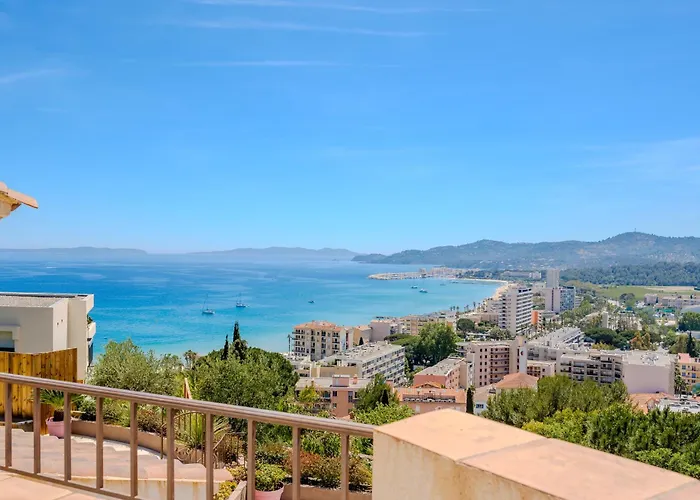 Superbe Appartement "Haut De Villa", Vue Mer Panoramique, Piscine